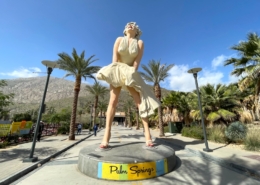 Palm Springs Marylin Monroe statue